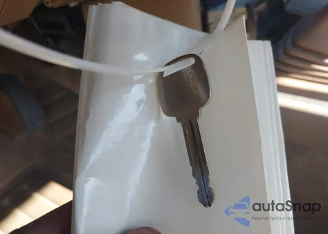 1991 Mazda B2200 Cab Plus z USA, uszkodzony, nr VIN JM2UF3139M0109567